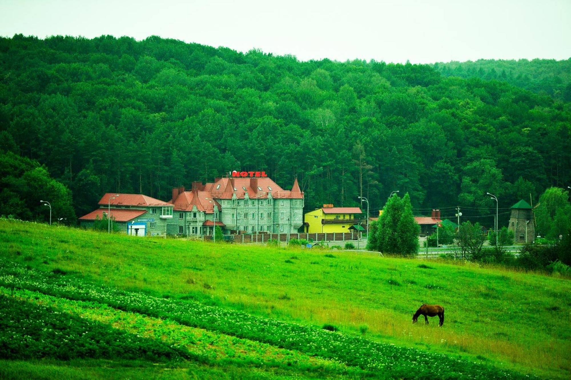 Oazis-M Hotel Babin ภายนอก รูปภาพ