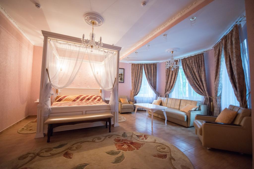 Oazis-M Hotel Babin ภายนอก รูปภาพ