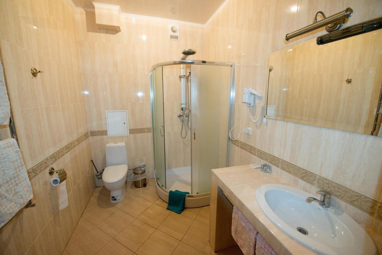 Oazis-M Hotel Babin ภายนอก รูปภาพ